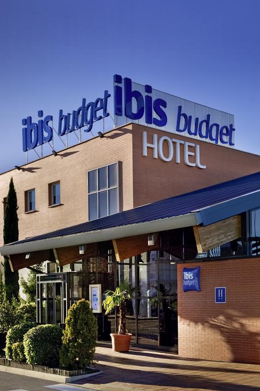 ホテル Ibis Budget Madrid Alcala De Henares La Dehesa エクステリア 写真